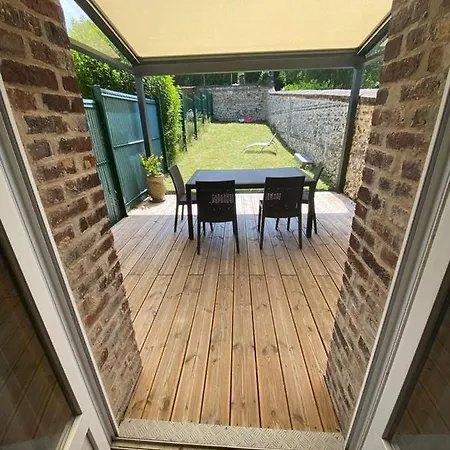 Neuville Secrete Vakantiehuis